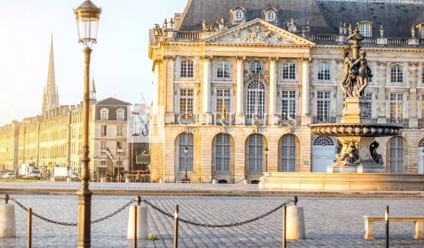 House with pool and terrace Bordeaux