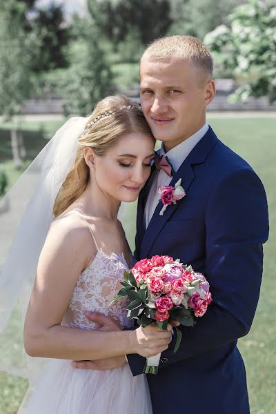 Wedding photographer Karina Volkova (saturnidies). Photo of 30 July 2018