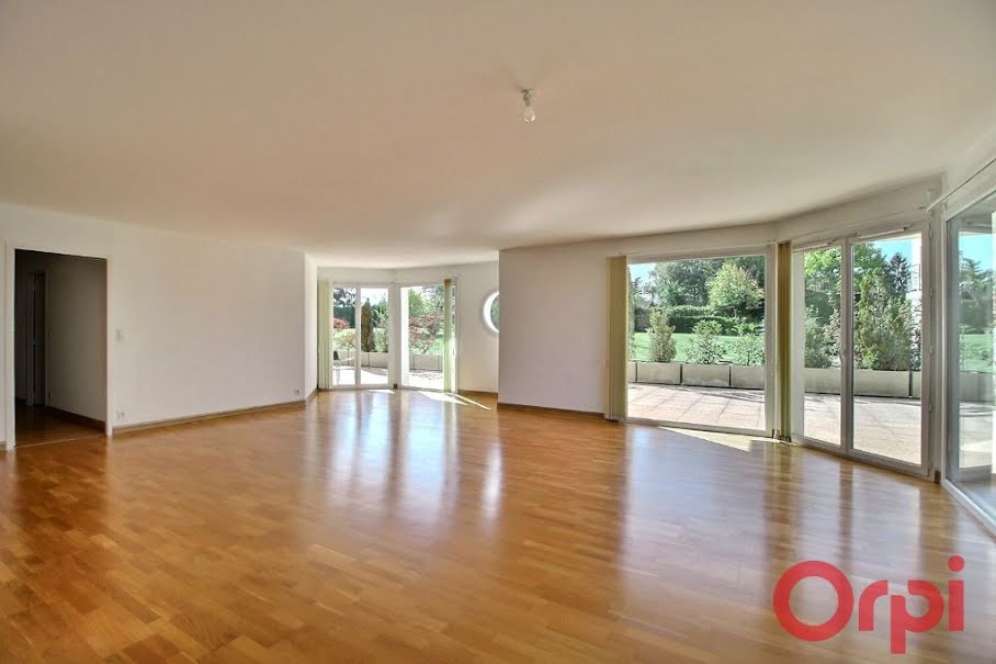 Location  appartement 4 pièces 148 m² à Messery (74140), 2 275 €