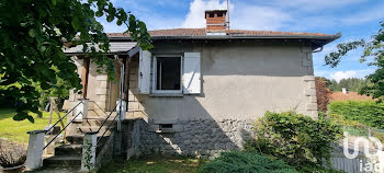 maison à Le Rouget (15)