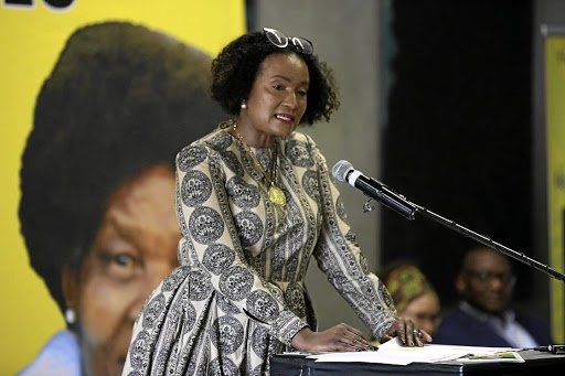 Gugu Mtshali speaking at the memorial service of former ANC treasurer-general Mendi Msimang who died this week at the age of 90./ THULANI MBELE