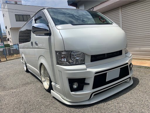 ハイエース のハイエースカスタムクラブ 中古車販売 296万円税抜 お気軽にコメントください エアサス車に関するカスタム メンテナンスの投稿画像 車の カスタム情報はcartune