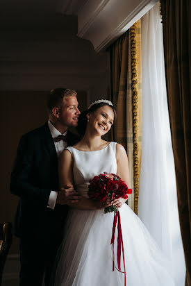 Fotógrafo de casamento Anton Metelcev (meteltsev). Foto de 12 de setembro 2018