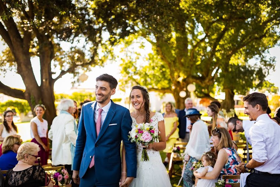 Pulmafotograaf Alexandre Roschewitz (alexandrewedding). Foto tehtud 13 aprill 2019