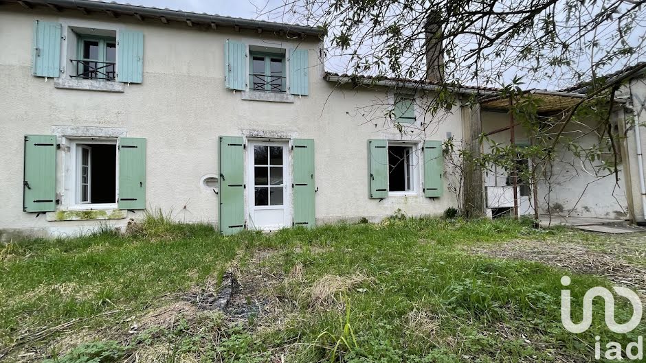 Vente maison 5 pièces 96 m² à Cramchaban (17170), 131 500 €