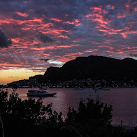 Portovenere al tramonto dall isola Palmari di 