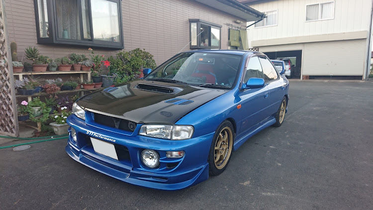 インプレッサ WRXの穂崎椎茸さんが投稿したカスタム事例の投稿画像1枚目