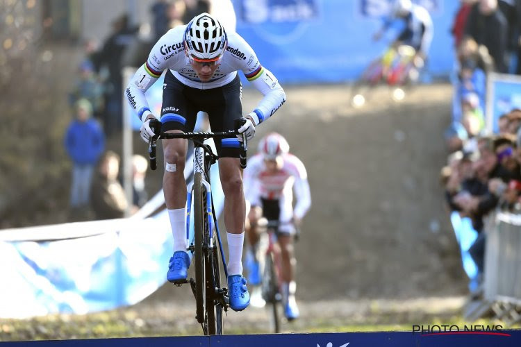 Mathieu van der Poel gegeerd wild op de weg: iederéén wil de Nederlander in de klassiekers