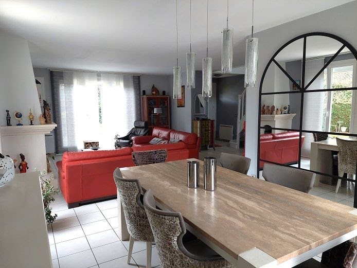 Vente villa 6 pièces 140 m² à Ozoir-la-ferriere (77330), 570 000 €