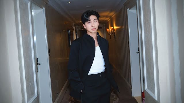 RM BTS Brand Ambassador Produk Bottega Veneta, Awal Muncul di Milan