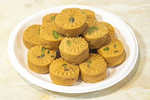 Mathura Mawa Peda