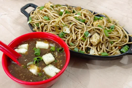 Paneer Manchurian Noodles