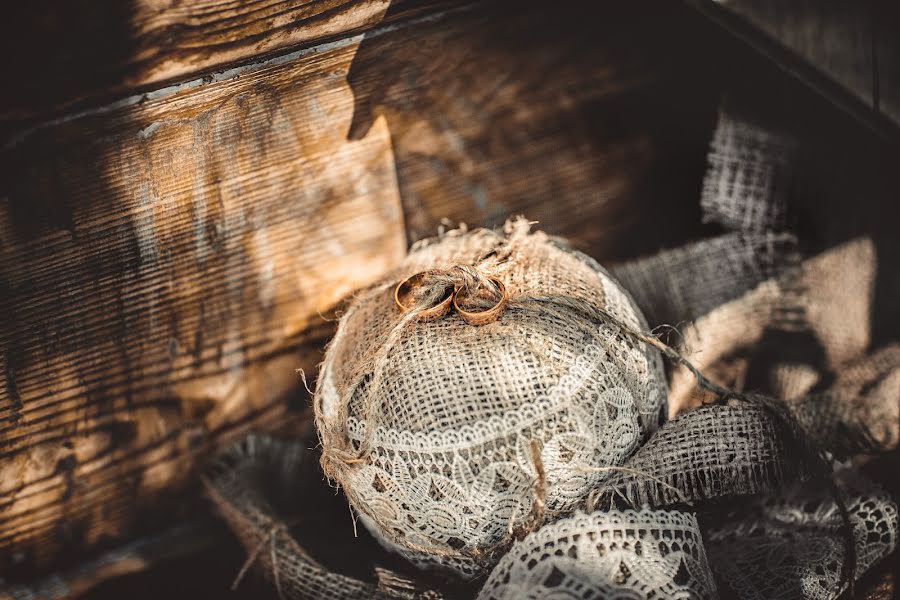 Photographe de mariage Yuriy Bondarev (bondrevura). Photo du 1 août 2015