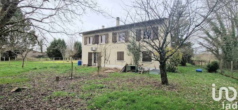 Vente maison 4 pièces 90 m² à Neuvic (24190), 122 000 €