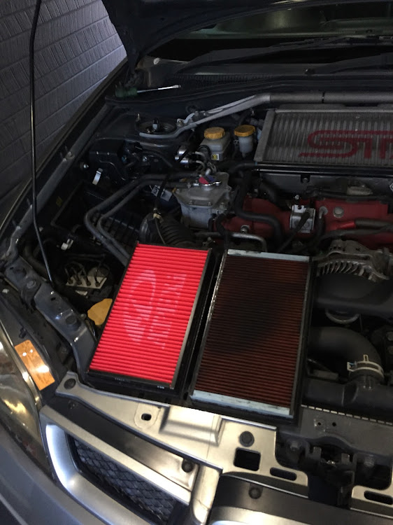 インプレッサ WRX STIのgdb・エンジン・エアフロセンサーの交換・エアクリフィルター交換に関するカスタム事例の投稿画像2枚目