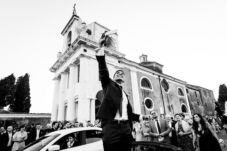 Fotografo di matrimoni Walter Maria Russo (waltermariaruss). Foto del 1 aprile 2016