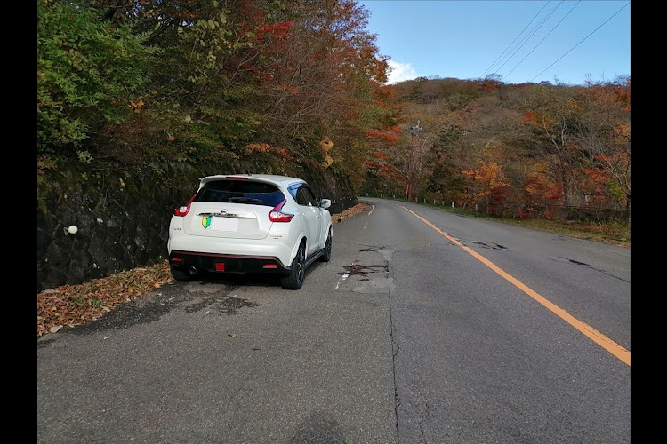 ジュークの紅葉と愛車・車中泊・寒い・ドライブ・NISMOに関するカスタム事例の投稿画像5枚目