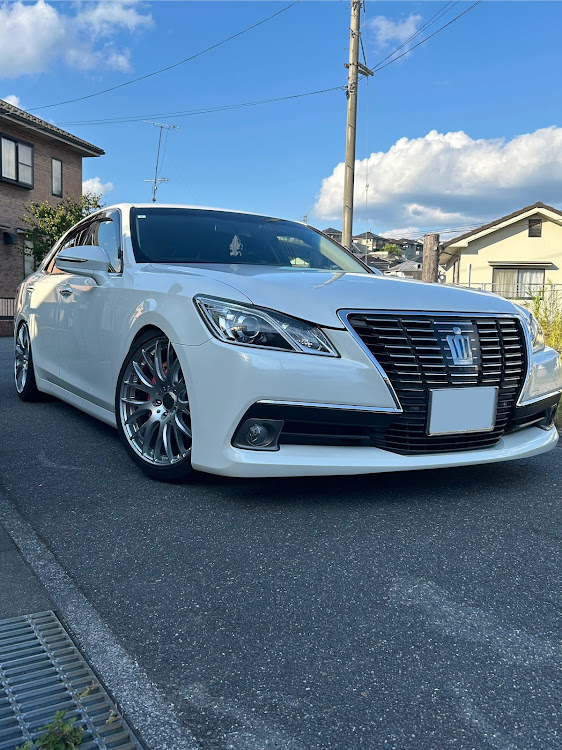 クラウンロイヤルのいつもいいねありがとうございます😊・熱中症に気をつけて!!・洗車・広島に関するカスタム事例の投稿画像6枚目