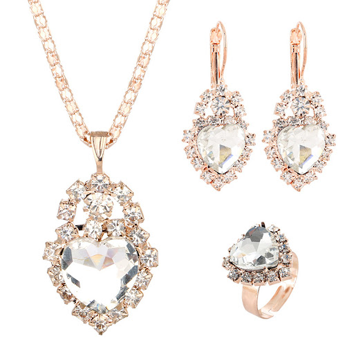 Title 18, Love crystal inlaid pendant necklace, an elegan...