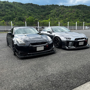 NISSAN GT-R R35