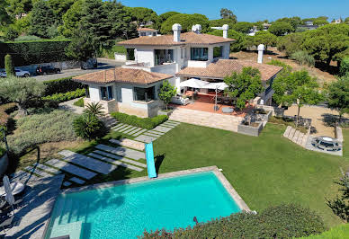 House with garden and terrace 3