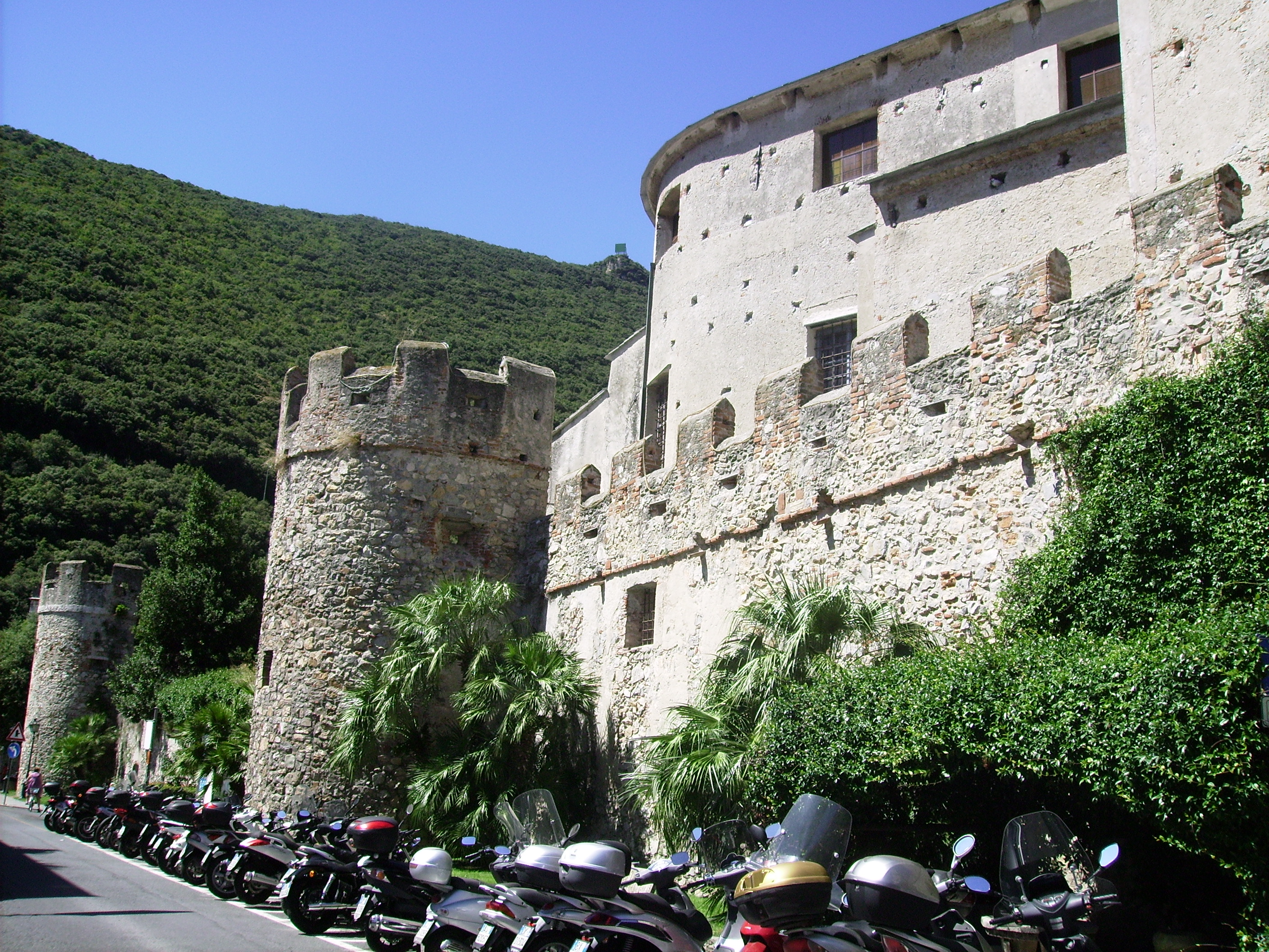 Un giro in moto... nella Storia di TIZIT