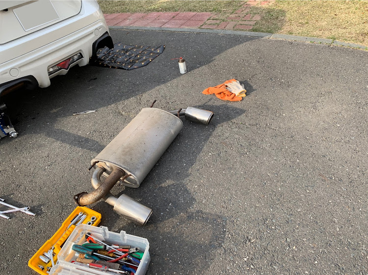 86のマフラー交換に関するカスタム事例の投稿画像1枚目