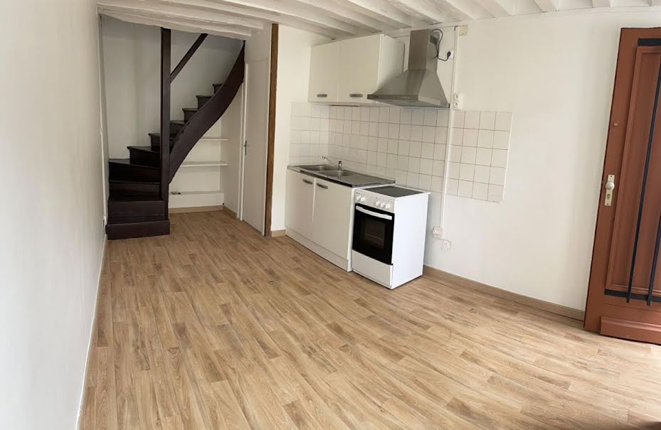 Location  maison 2 pièces 35 m² à Charly-sur-Marne (02310), 515 €