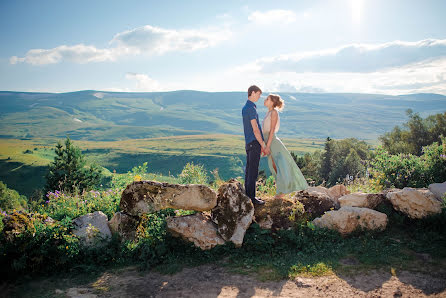 Fotógrafo de casamento Vladislav Potyakov (potyakov). Foto de 14 de outubro 2015