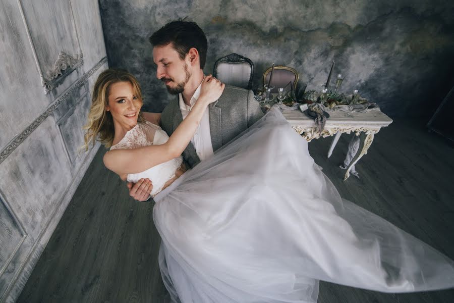 Wedding photographer Aleksandra Nikonenko (alexnikonenko). Photo of 23 March 2017