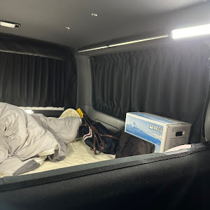 ハイエースバン GDH206V