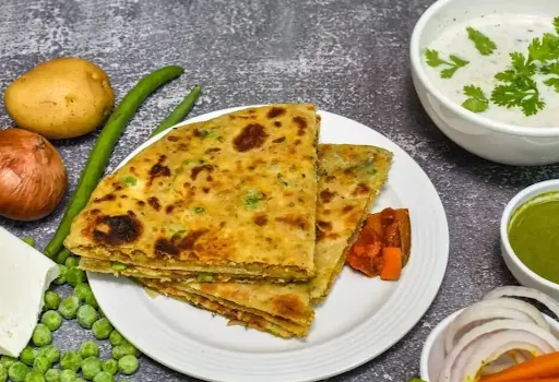 2 Aloo Pyaz Paratha Combo