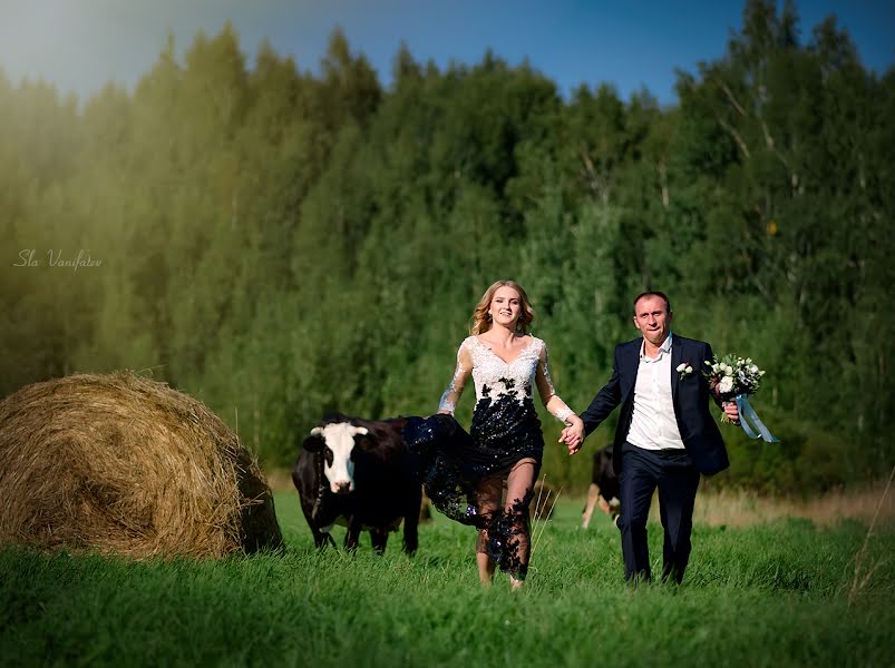 Wedding photographer Vyacheslav Vanifatev (sla007). Photo of 25 August 2018