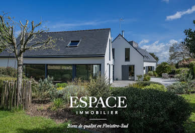 Seaside house with pool and terrace 1