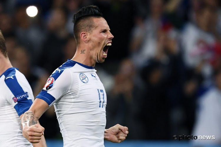 Hamsik wijst Slovakije de weg met prachtgoal, diskwalificatie voor Rusland mogelijk niet eens nodig (mét beelden van alle goals!)