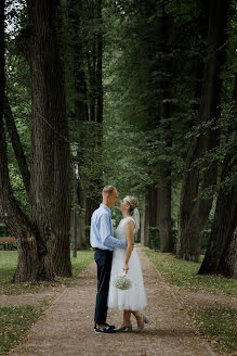 Fotógrafo de casamento Alla Kareni (allakareni). Foto de 13 de maio 2022