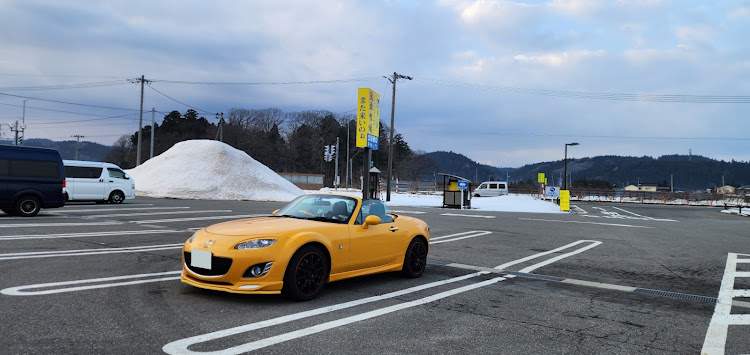 ロードスターの朝日とコラボ・NC2ロードスター(≧▽≦)／・サンフラワーイエローです。(*´▽｀*)・(　-∀・)📷️✨　✨🚘️✨・朝カメ活です。(*´▽｀*)に関するカスタム事例の投稿画像23枚目