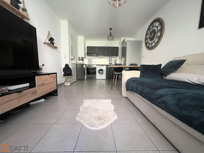 Vente appartement 2 pièces 39 m² à Cuers (83390), 163 000 €