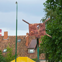 Klaipeda, se qualcuno c'è stato me lo dica. se qualcuno non vede la x lo mando dall'oculista. se qualcuno vuole offrirmi una birra, non rifiuto birre dal 1988. di 