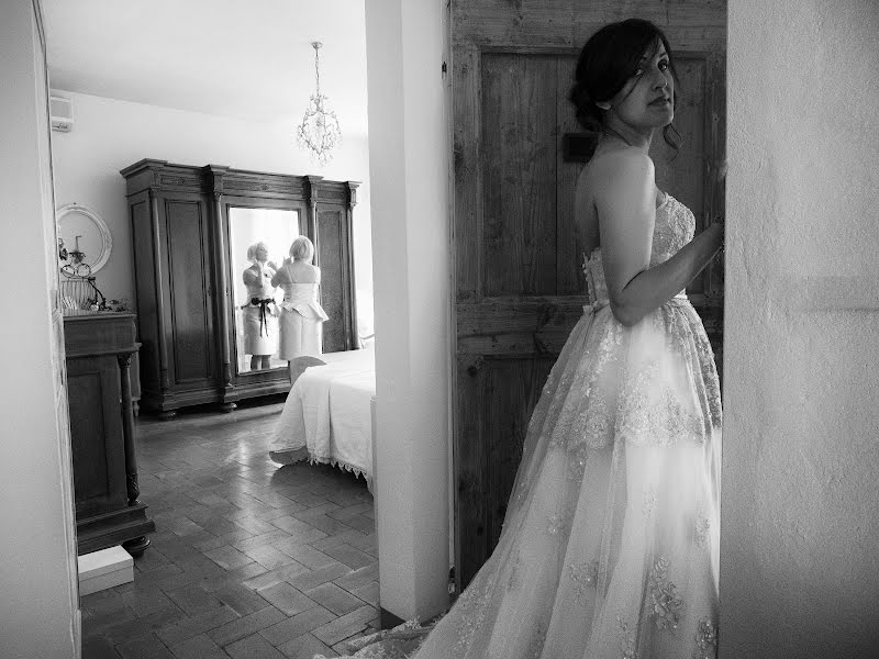 Wedding photographer Massimo Giocondo (fotofactoryfe). Photo of 8 November 2017