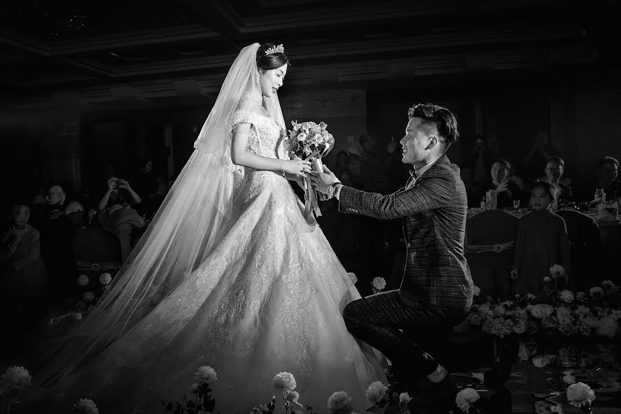 Wedding photographer Chengkai Li (xiaokai-photo). Photo of 19 April 2021