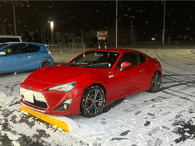 86の赤い86・MFゴースト・スタッドレスタイヤへ交換・大雪警報・雪遊び仕様に関するカスタム事例の投稿画像2枚目