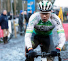 Laurens Sweeck komt in aanvaring met Eli Iserbyt in Maldegem: "In een cross gebeuren die dingen nu eenmaal"