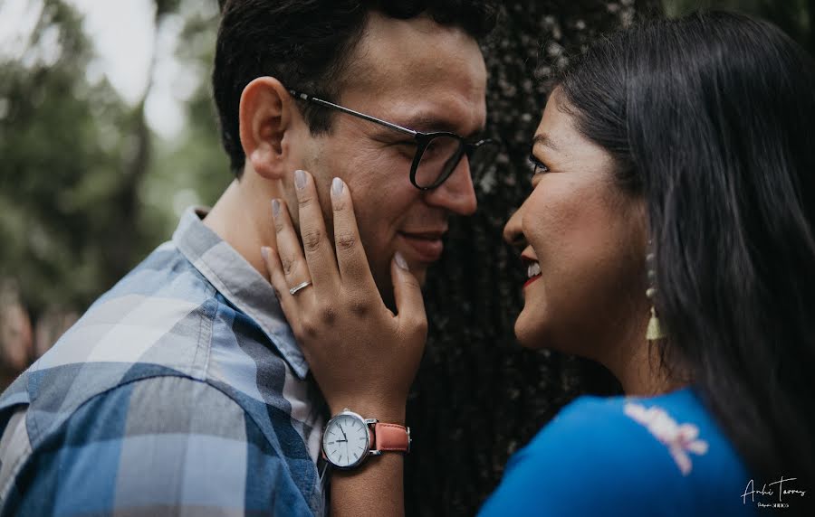 Fotógrafo de bodas Anhi Torres (studio8sociales). Foto del 15 de abril 2020