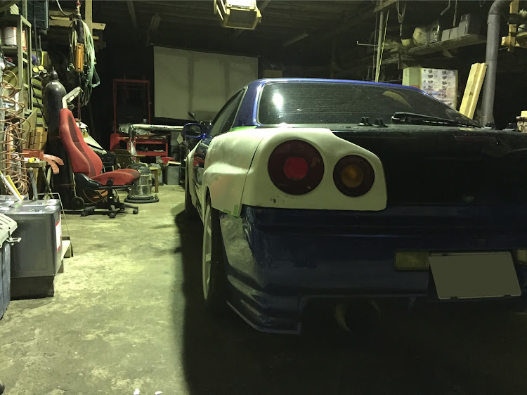 スカイラインクーペのER34・R34・GTR・ワイドボディキット・DIYに関するカスタム事例の投稿画像2枚目
