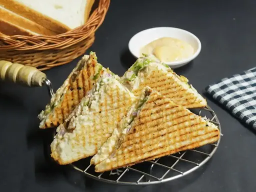 Chicken Makhani Cheese Sandwich[Jumbo]
