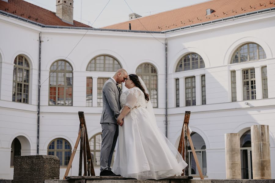 Fotógrafo de casamento Gábor Badics (badics). Foto de 10 de maio