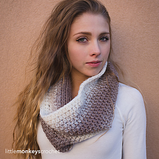 Turnberry Pocket Scarf with Lion Brand Scarfie yarn : r/crochet