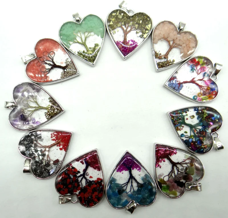 Borde de Piedra Triturada con Cristal Natural Incrustado en Resina para Jardín Elegante y Duradero. Embellece tus espacios.