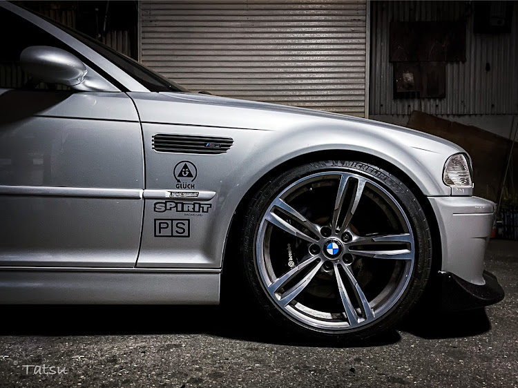M3 クーペのGlück-Racing・メンテナンス・ホイール交換・E46に関するカスタム事例の投稿画像2枚目